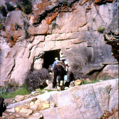 Tunnel vor Oyolo